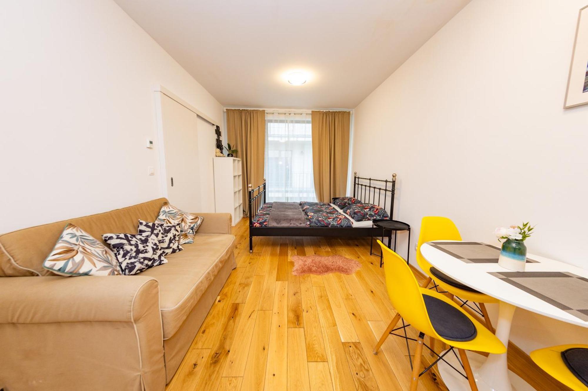 Lovely Studio Apartment, Free Parking 1,55 Hight Prága Kültér fotó